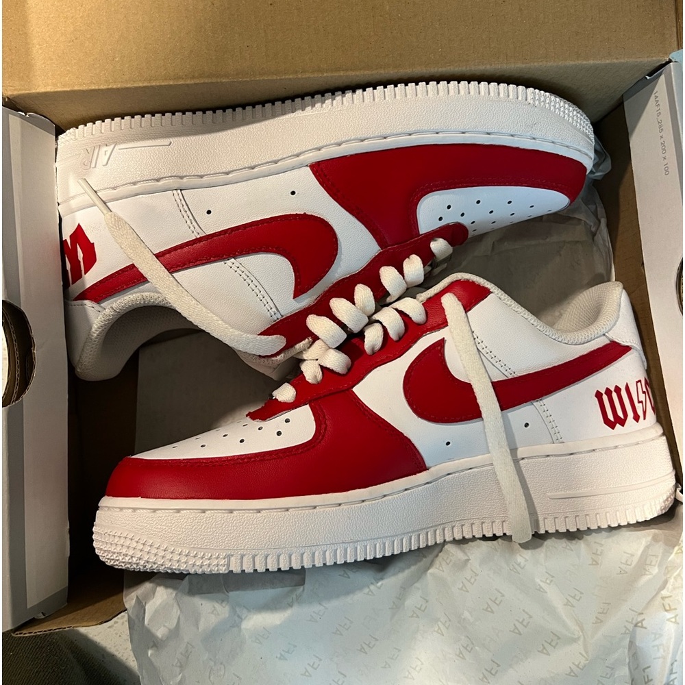 Nike Air Force 1 Custom Wisco
Brand New - Women’s 7.5